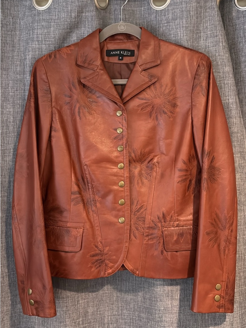 Vintage 90s Anne Klein Brown Leather Jacket - Floral Etchings & Snaps (Size M)